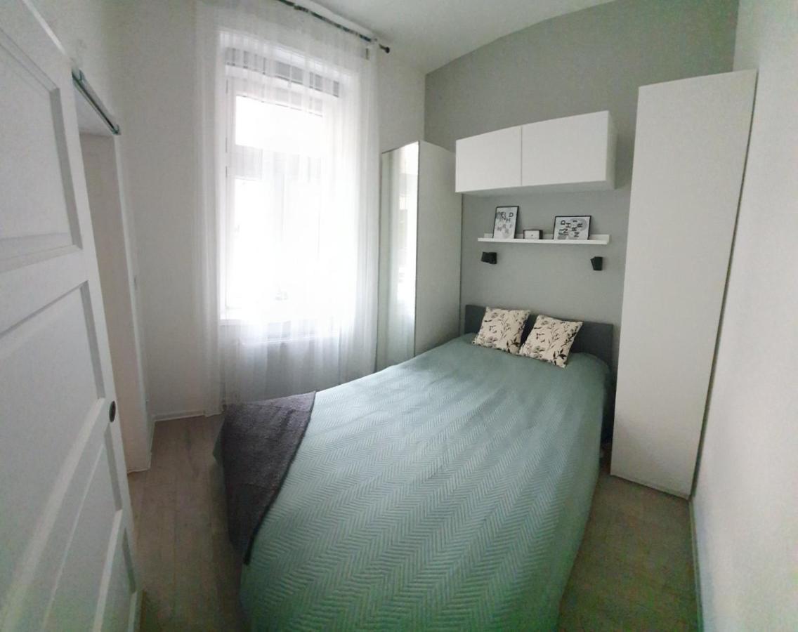 Cs14 Gold Apartment Budapest Luaran gambar