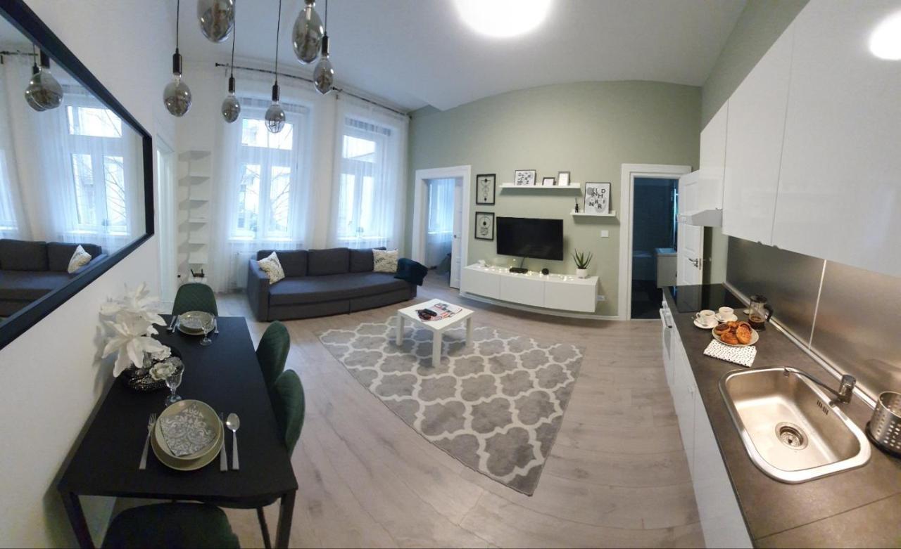 Cs14 Gold Apartment Budapest Luaran gambar
