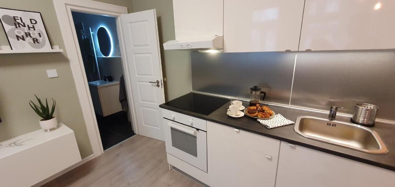 Cs14 Gold Apartment Budapest Luaran gambar